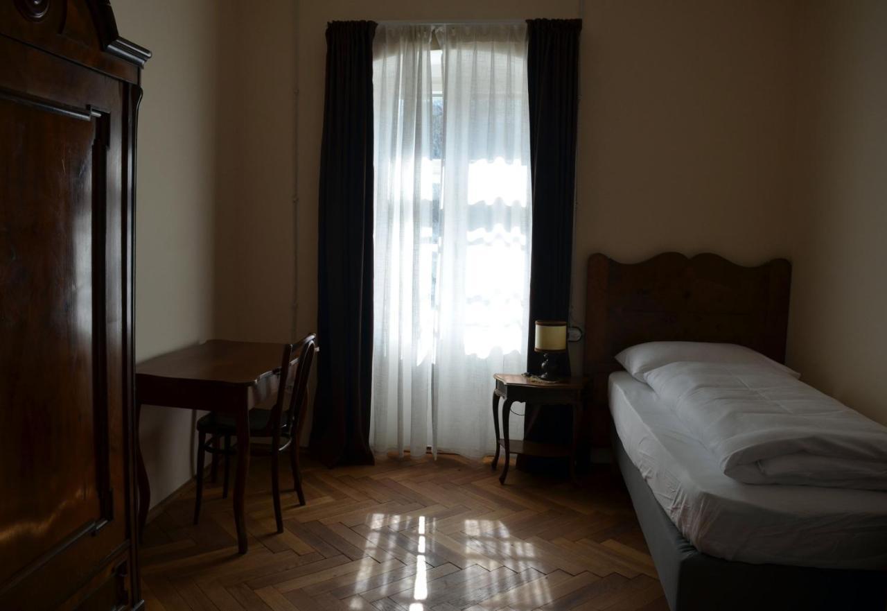 Villa Iolanda Meran Buitenkant foto